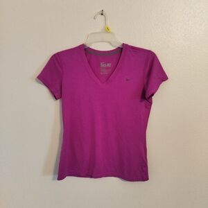 Womens Nike DriFit Regular Fit V Neck High Performance Casual Sporty Size M Pink